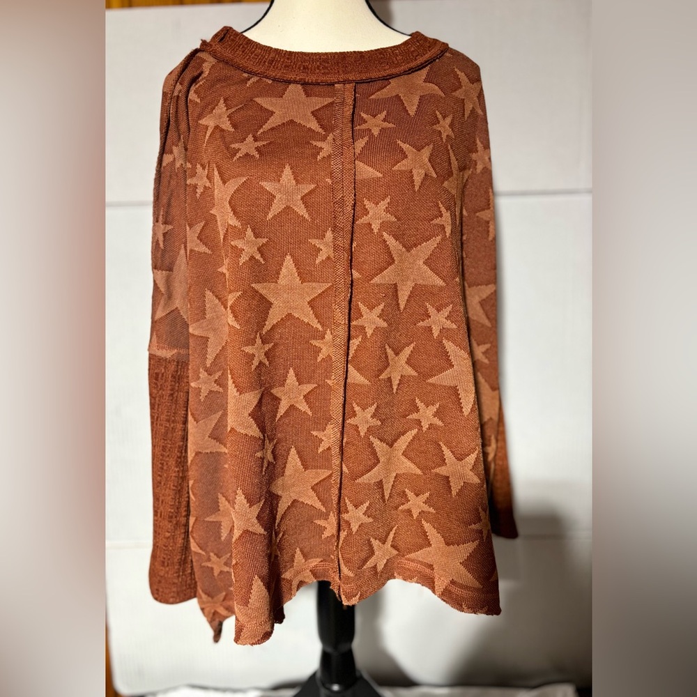GiGiO size S inside out cinnamon color oversize sweater.